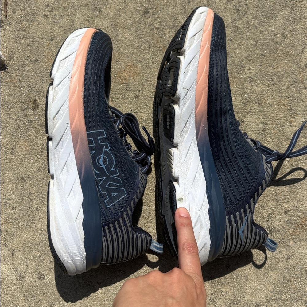 Women's Hoka One One Bondi 6 - Picture 2 of 5